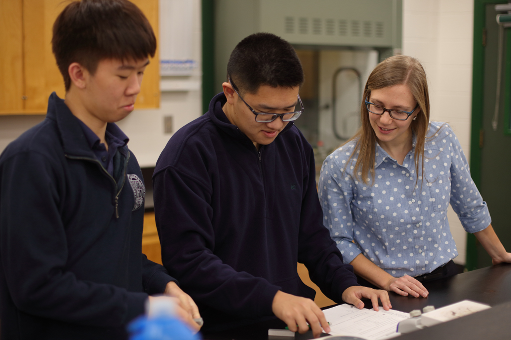 Chemistry class at LCS